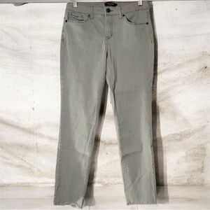 Nine West light green Gramercy skinny ankle fray-hem frayed hem raw hem